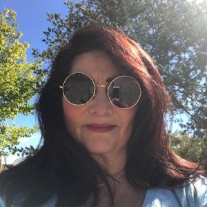 Meet your Posher, Diane